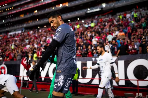 Corona no será titular en Xolos de Tijuana