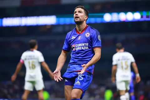 Cruz Azul calienta motores para el Torneo Clausura 2024.