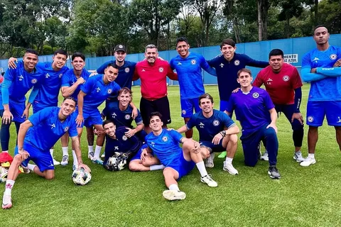 ¿Uriel Antuna se despide en el Estadio Azul? Podría ser su último partido con Cruz Azul