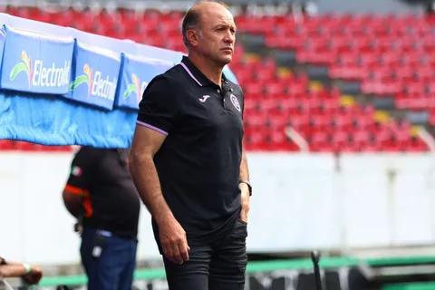 Dura autocrítica del DT de Cruz Azul: “Todo lo hicimos al revés”