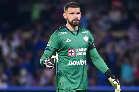 Atlante le preguntó condiciones a Cruz Azul por Andrés Gudiño