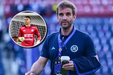El director deportivo mostró toda su felicidad tras otra victoria.