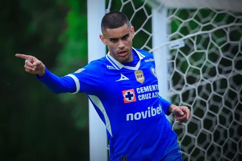 Juan José Calero se estrenó oficialmente con un gol en el equipo Sub-21 de Cruz Azul.