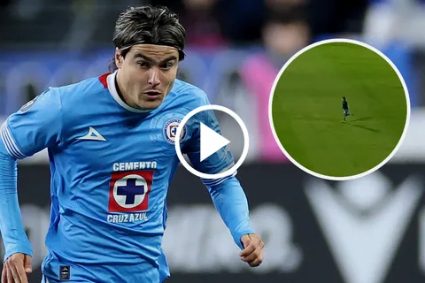 Luka Romero no vive el presente que imaginaba en Cruz Azul.