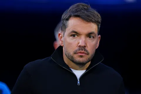 Nicolás Larcamón habló sobre el tema que mantiene en vilo a todos en Cruz Azul.