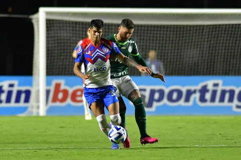 MERCADO 2023 | Cruz Azul se duerme en los laureles y el Toluca le "roba" un fichaje