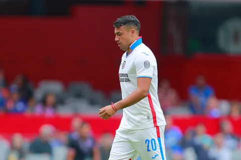 El motivo por el que Iván Morales no jugará con Cruz Azul a pesar de estar registrado