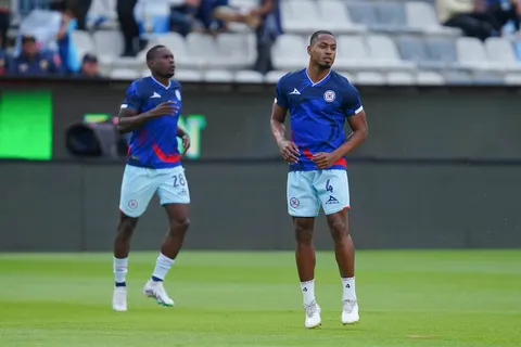A lo CR7: Cruz Azul presume del nuevo look de Willer Ditta para el partido contra Mazatlán