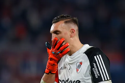 Cruz Azul: Afición de River pide la salida de Franco Armani ante el interés en Kevin Mier