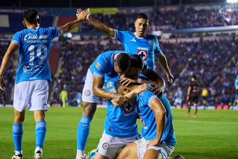 Cruz Azul y un comienzo impactante