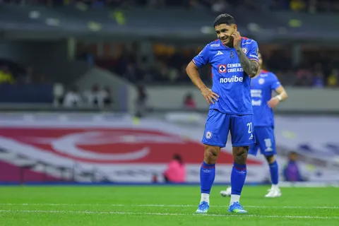 El futuro de Gabriel Fernández en Cruz Azul tiene fecha de caducidad en diciembre de 2026, por el momento.