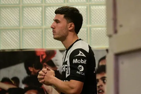 La impresión que dejó José Paradela en su primer entrenamiento