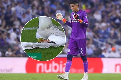 ¿Qué coloca Kevin Mier en su portería en cada juego de Cruz Azul?