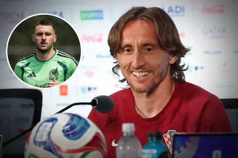 Luka Modric llenó de elogios a Santiago Giménez en pleno Mundial 2026.