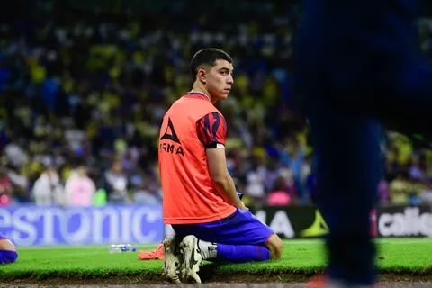 Se define el futuro de Erik Lira tras el interés de Tigres: esto hará Cruz Azul