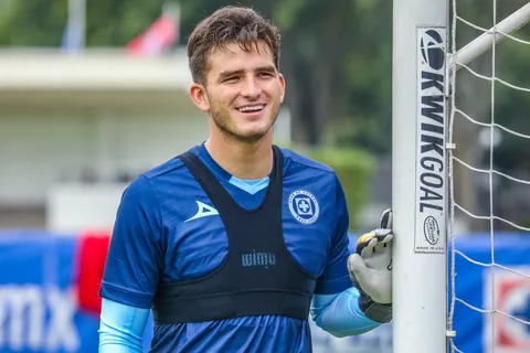 Sebastián Jurado tendrá nuevo número en Cruz Azul tras la salida de Jesús Corona