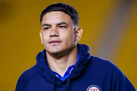 Toro Fernández sería opción para salir de Cruz Azul en verano