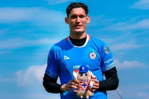 La promesa que Chiquete Orozco le hizo a la afición de Cruz Azul