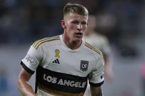 La diferencia entre Cruz Azul y Los Ángeles FC por Mateusz Bogusz