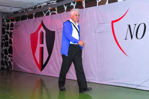 Jornada 1: ¿Ricardo Ferretti puede ser sancionado tras su espantada en rueda de prensa?