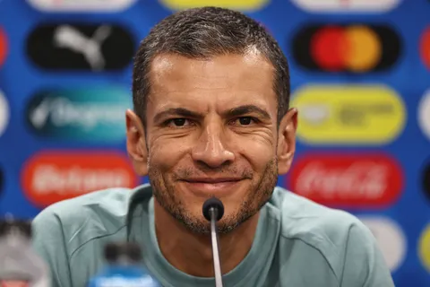Jimmy Lozano y tres más: los DT que Cruz Azul tiene en carpeta