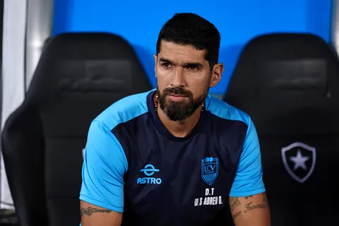 ¿Llega para ayudar a Martín Anselmi? El "Loco" Abreu vuelve a México con otro rol