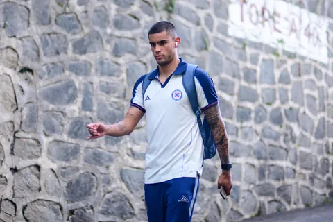 Revelan el por qué no juega Juan José Calero con Cruz Azul: No es un tema deportivo