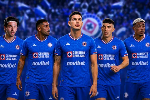 Cruz Azul sale al mercado de fichajes y la afición opina.