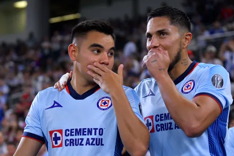 Carlos Rodríguez y Carlos Salcedo, titulares contra Tigres.