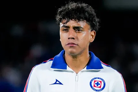 ¿Cuánto dinero recibiría Cruz Azul si vende a Amaury Morales?