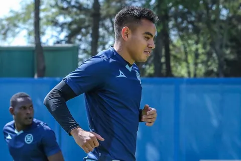 FICHAJES 2023: La única forma en que saldría Charly Rodríguez de Cruz Azul