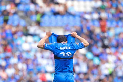 José Paradela ha perdido peso en Cruz Azul, justo en el tramo más exigente de la temporada.