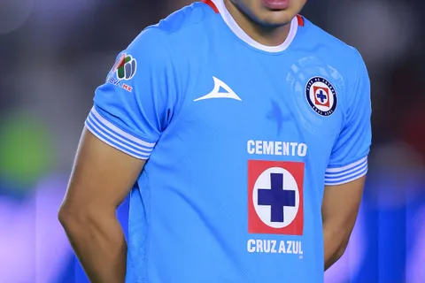 Charly Rodríguez, cerca de la renovación con Cruz Azul.