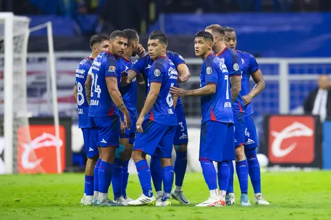 Cruz Azul cierra el mercado de fichajes y apunta a Mazatlán.