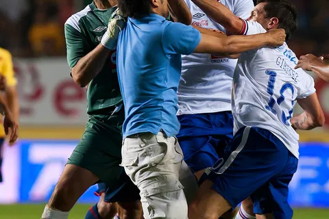 "Alguien tiene que pagar los platos rotos": Chaco Giménez recordó cuando golpeó a un aficionado de Cruz Azul