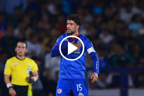 Emocionante discurso de Nacho Rivero en el vestidor de Cruz Azul