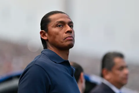 Joel Huiqui debe lidiar con un plantel corto por lo físico.
