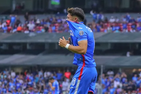 Rodrigo Huescas habló del mal momento de Cruz Azul