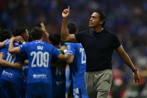 Se celebró como un título: la reacción del banquillo tras el gol de Cruz Azul contra Atlas