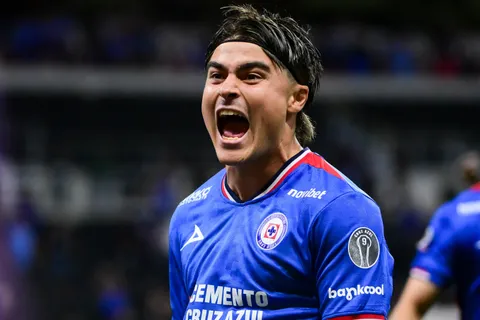 El mercado se sigue moviendo en la previa de la Copa del Mundo.