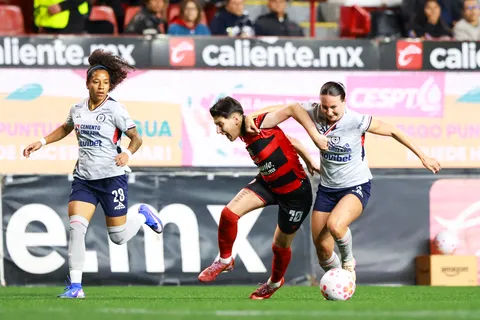 ¿Cómo quedó Cruz Azul femenil en la tabla tras el 1-1 con Xolas? Goles y videos de la fecha 9