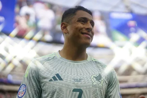 Chivas quiere fichar a Luis Romo para el Apertura 2024