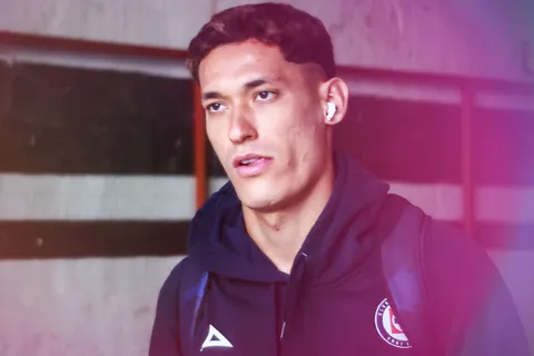 El defensor no estará disponible para Nicolás Larcamón.
