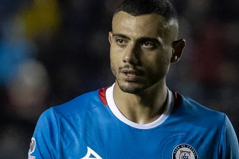 ¿Por qué Georgios Giakoumakis y Luis Romo no fueron titulares en Cruz Azul vs. Querétaro?