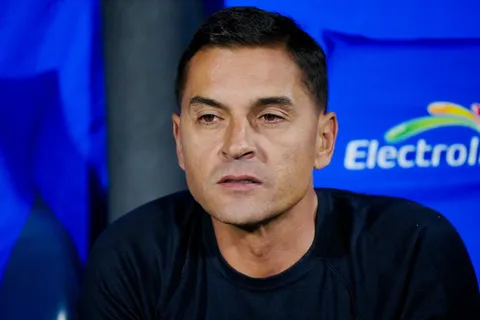 Al DT rival no le gustó nada una situación del partido.