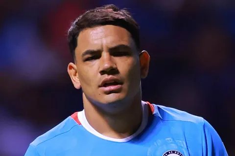 El escenario en el que Cruz Azul aceptaría ceder al Toro Fernández