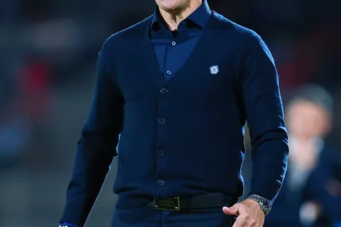 El DT de Cruz Azul, muy activo en redes sociales.
