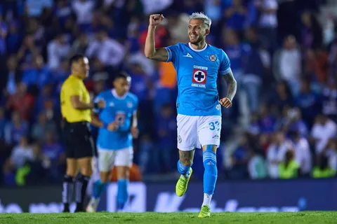 ¿Cábala para la décima de Cruz Azul? El nuevo proyecto de Gonzalo Piovi con el número 33