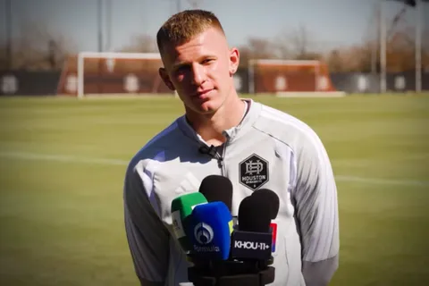 Mateusz Bogusz se refirió a su salida de Cruz Azul desde Houston.