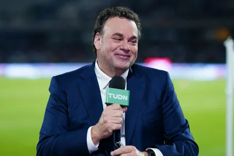 Faitelson y una editorial llamativa.